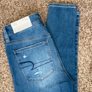 NWT American Eagle 360 Stretch HiRise Jegging Sz 4